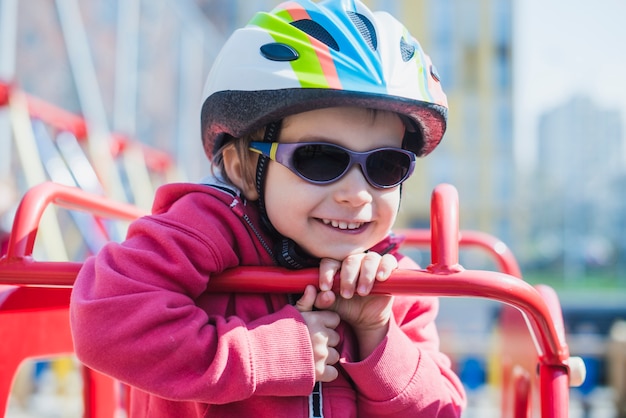 Enfant, jouer, dehors, cour de récréation