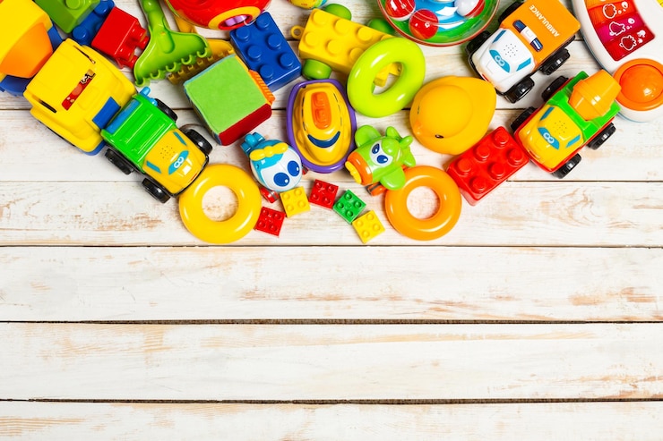 Photo gratuit ensemble de jouets pour enfants