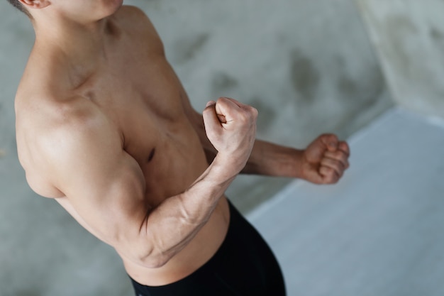 Entraînement de fitness homme