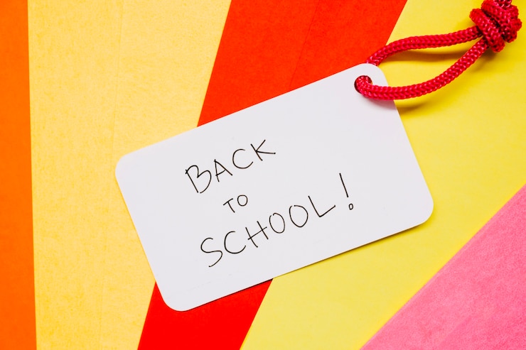 Photo gratuit étiquette de retour à l&#39;école