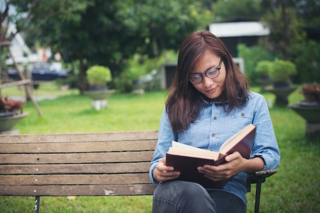 l&#39;étudiant en bois beau style de vie