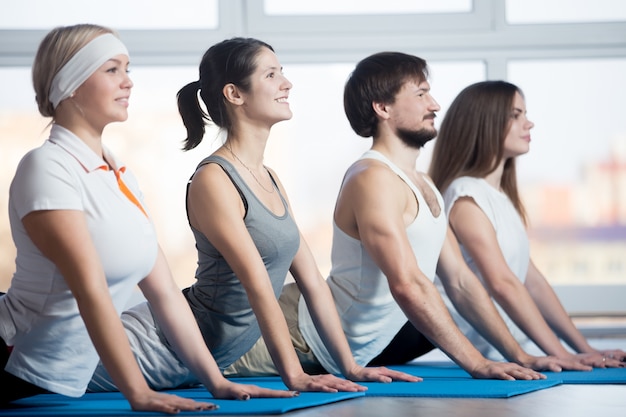 Exercice de backbend Cobra