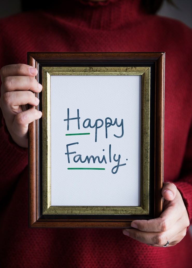Photo gratuit expression d&#39;une famille heureuse dans un cadre