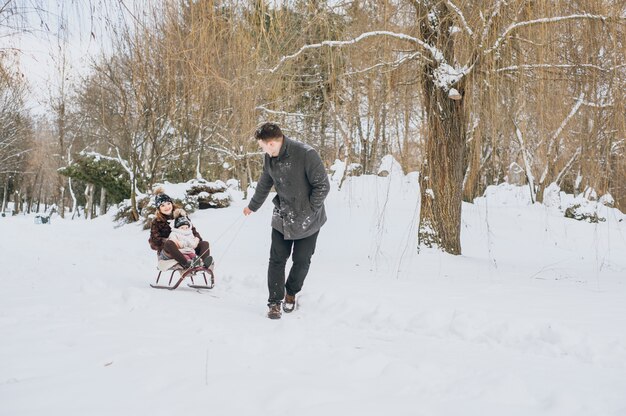 famille avec enfant