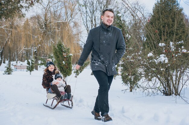 famille avec enfant