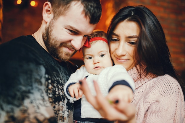 Famille à la maison