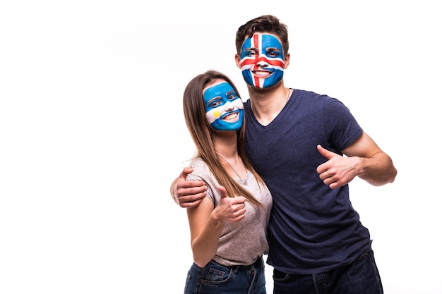 Fans De Football Supporters Avec Visage Peint Des équipes Nationales De L'argentine Et De L'islande Isolé Sur Fond Blanc