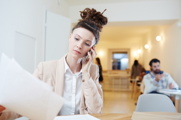 Femme d'affaires moderne