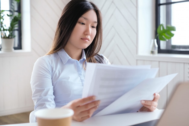 Femme affaires, travail