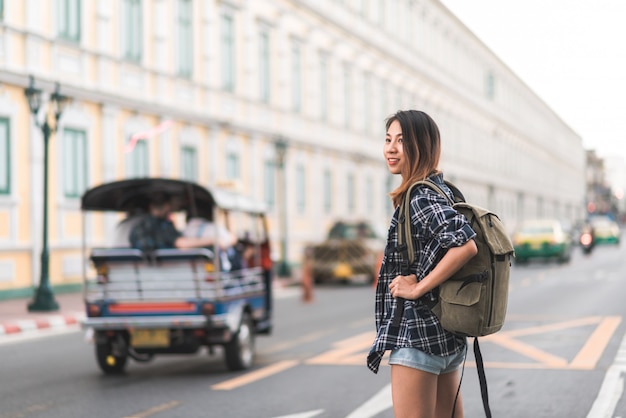 Femme asiatique de routards voyageur voyage à Bangkok, Thaïlande