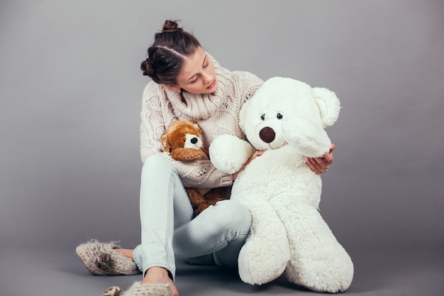 Femme assise croissante vie d&#39;enfance