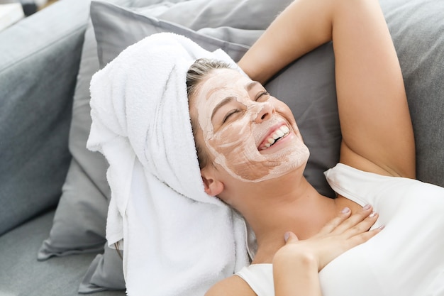 Femme au spa