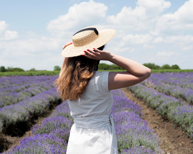 Femme, délassant, ejoying, nature