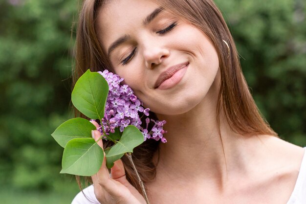 Femme, lilas, branche