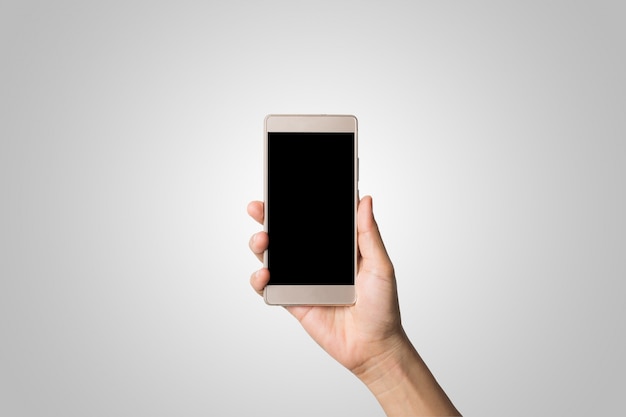 Photo gratuite femme main tenant un écran vide de téléphone intelligent. espace de copie. main tenant le téléphone intelligent isolé sur fond blanc.