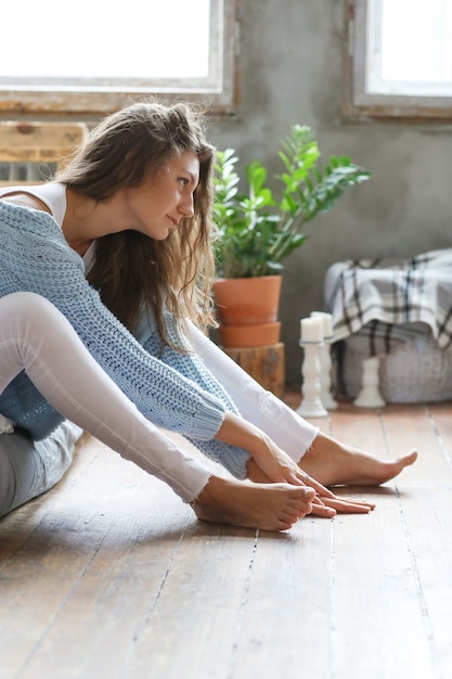 Femme à la maison