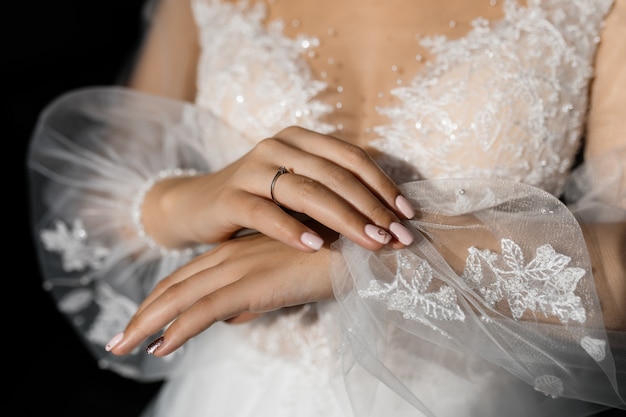 Femme en robe de mariée