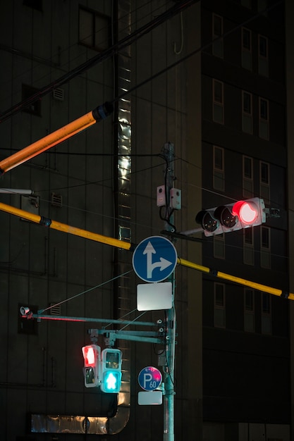 Photo gratuite feu de circulation pour les rues de la ville