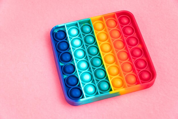 Fidget pop it toy couleur arc-en-ciel, antistress, amusant et éducatif