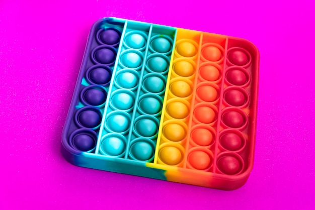 Fidget pop it toy couleur arc-en-ciel, antistress, amusant et éducatif