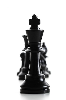 Figure d'échecs isolée sur fond blanc