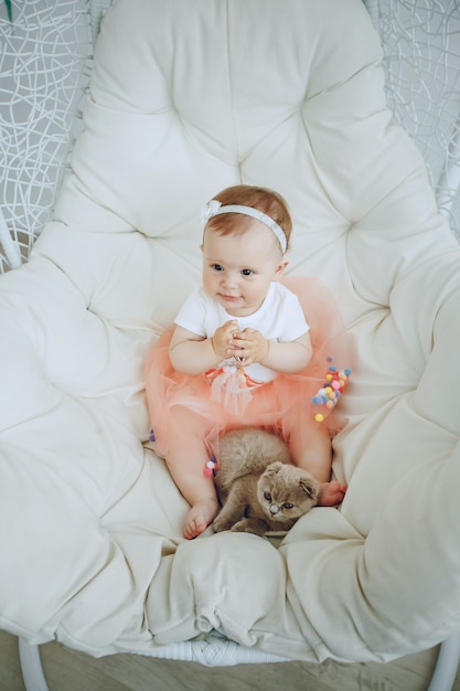 fille avec chat