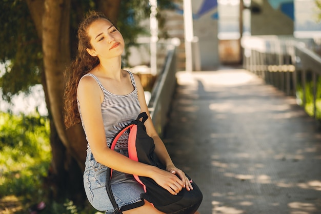 fille dans la ville