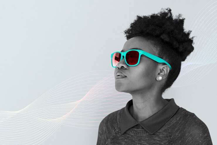 Photo gratuit fille avec des lunettes de soleil au néon