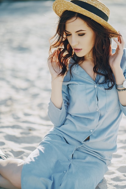 fille sur la plage