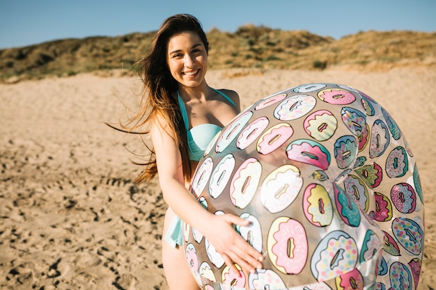 Photo gratuite fille à la plage