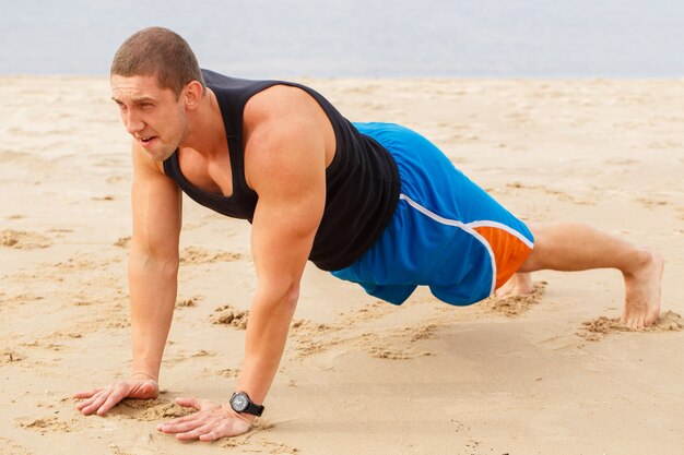 Fitness sur la plage