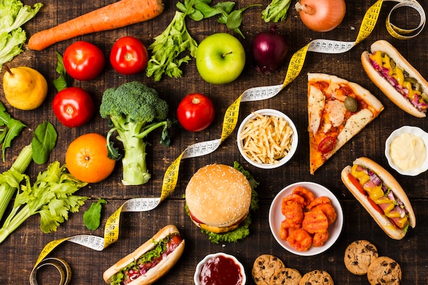 Flay pondent de fast-food et de légumes