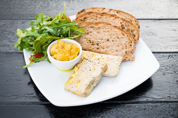 Photo gratuit foie gras avec du pain
