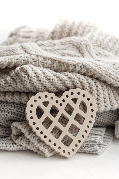 Fond confortable pour la saint valentin avec un coeur décoratif