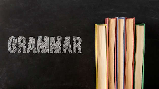 Fond de grammaire avec des livres