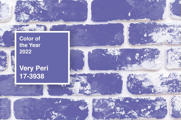 Fond grunge de mur de briques violet foncé