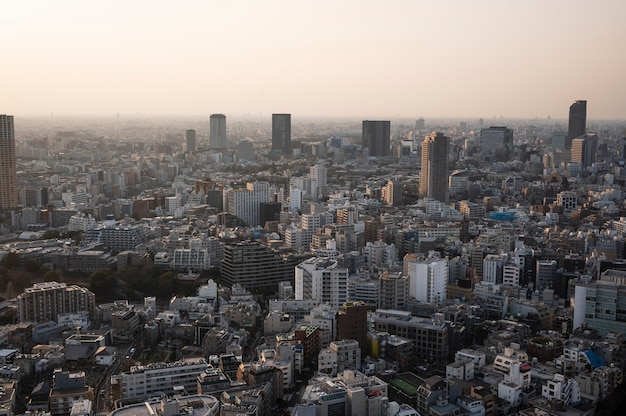 Fond de rue de tokyo moderne