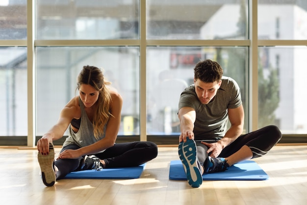 la formation de remise en forme mâle style de vie sportif