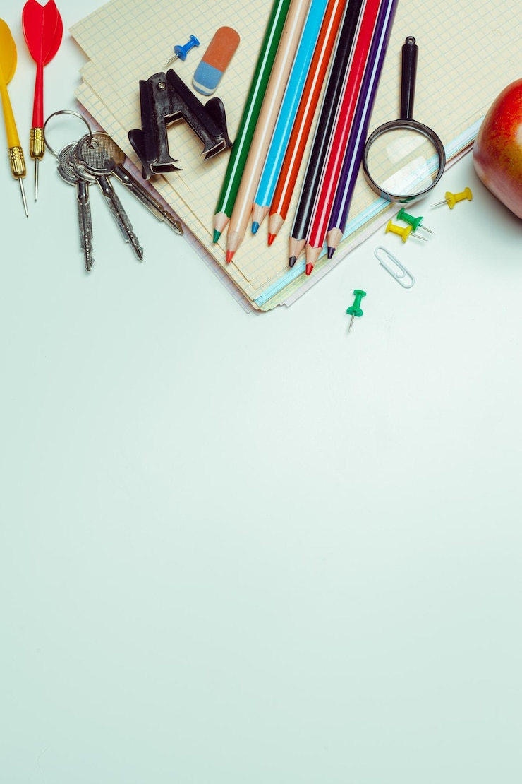 Photo gratuit fournitures de bureau scolaire