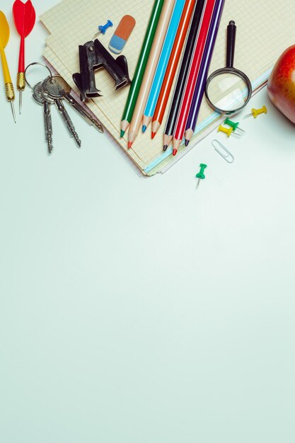 Fournitures de bureau scolaire