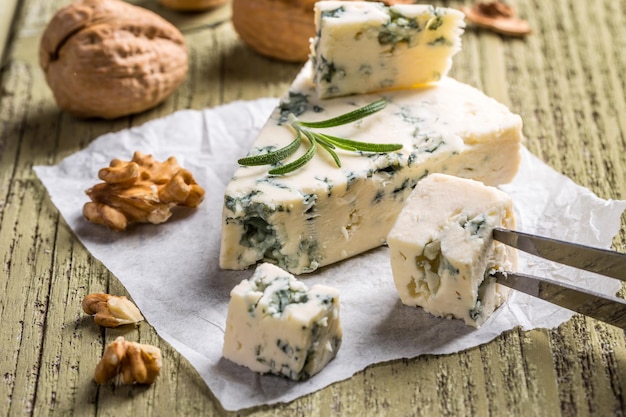 Fromage avec de la moisissure