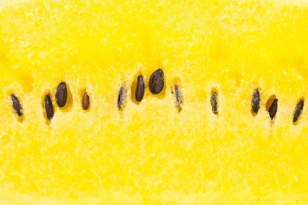 fruit jaune tranche crue de l&#39;eau