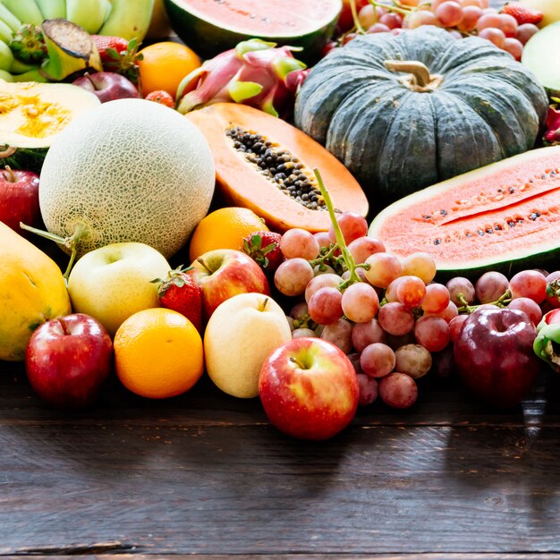 Fruits assortis et mélangés