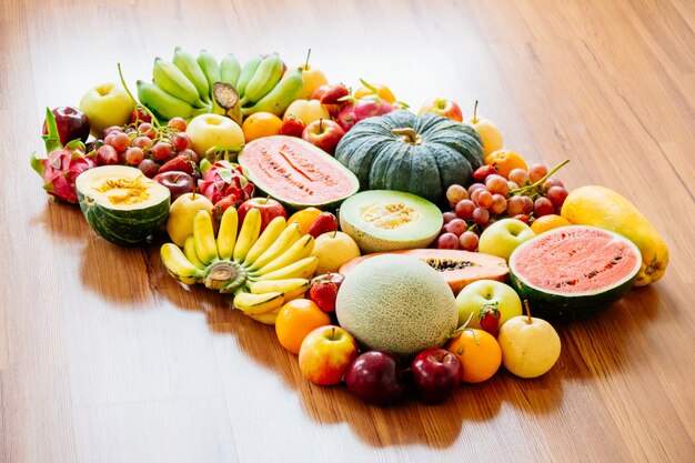 Fruits assortis et mélangés