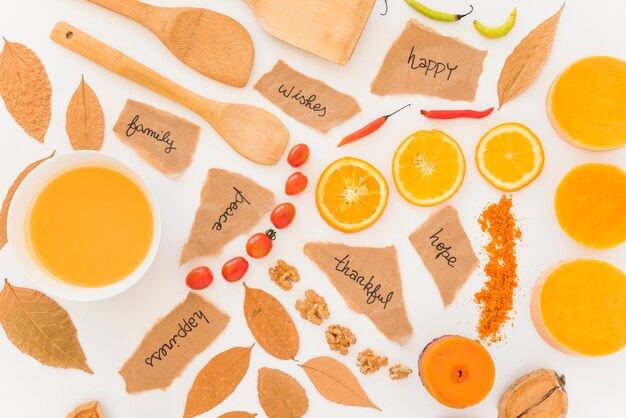 Fruits, feuilles et feuilles à bord