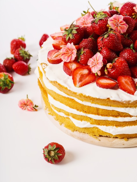 Photo gratuite gâteau aux fraises