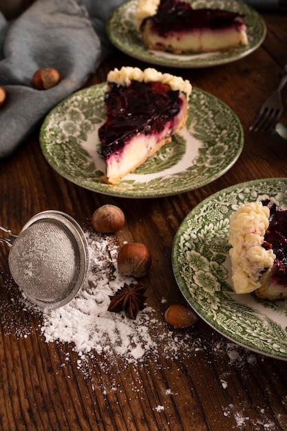 Gâteau fait maison et châtaignes bouchent