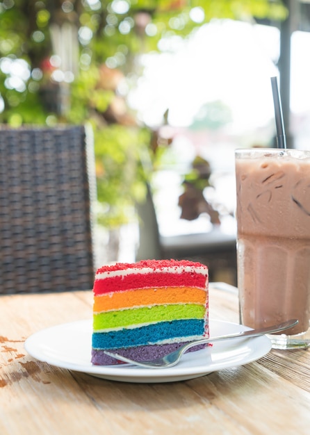 Gâteau glacé gourmand au fourré traditionnel