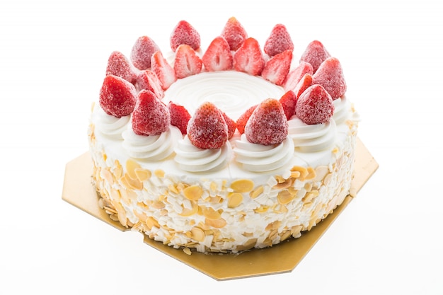 Gâteau glacé à la vanille avec fraises sur le dessus