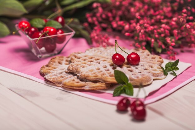 Gaufres fraîches aux fruits en été